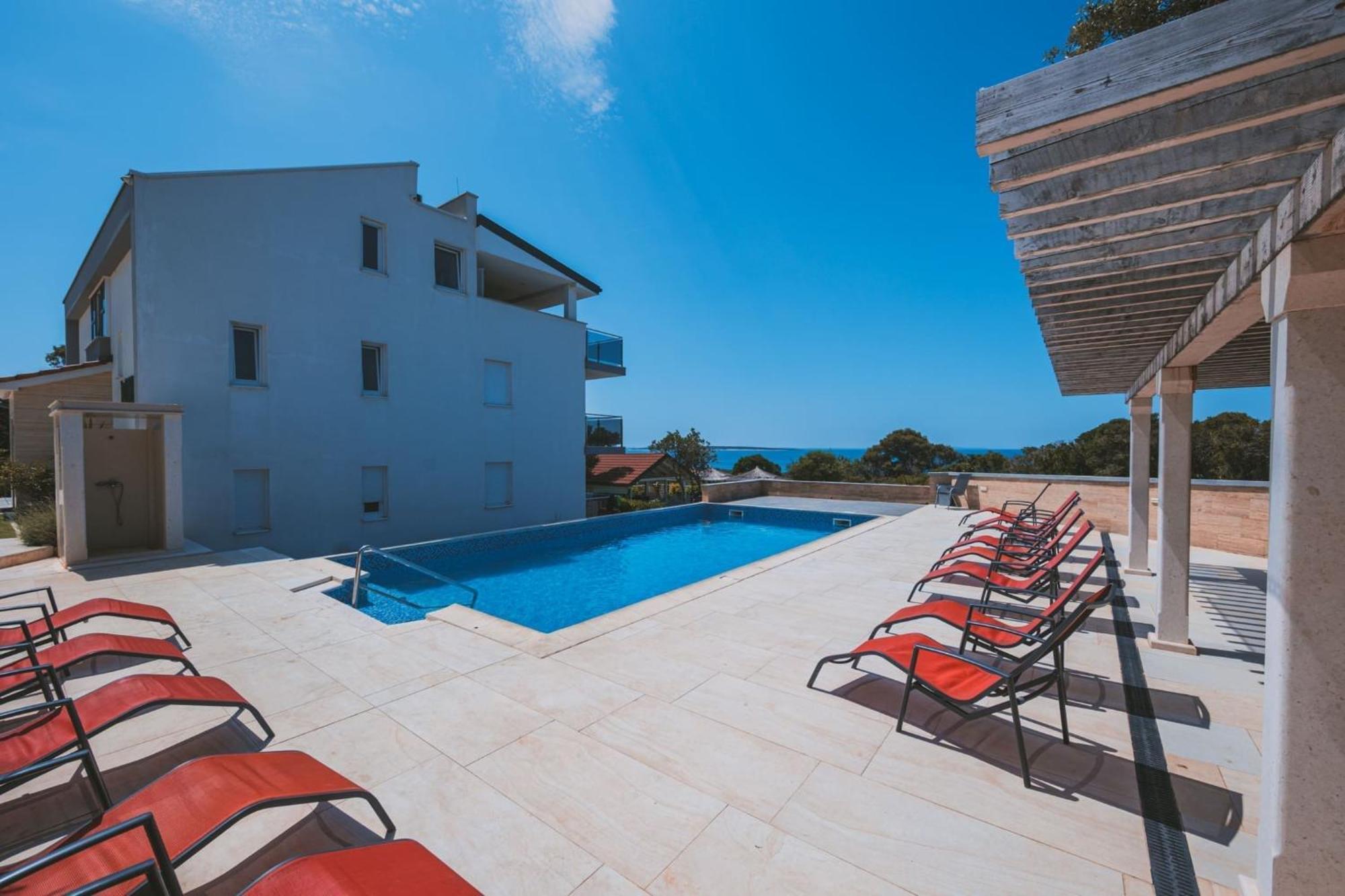 Apartamento Penthouse Sky Deluxe Novalja Exterior foto